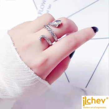 Preview: Ring iLchev® Schlange - 925 Sterling Silber - Ringgröße 52 leicht einstellbar