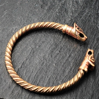 Armreif BRC-93 Wolf aus Bronze