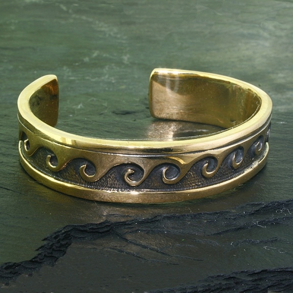 Armreif BRC-6 aus Bronze